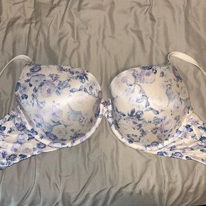 Victoria’s Secret bra